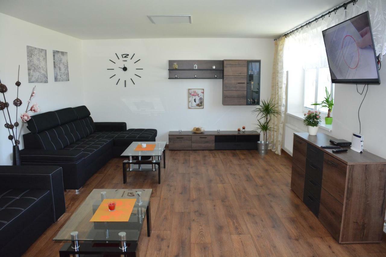 Moravske Toskansko Stavesice Εξωτερικό φωτογραφία